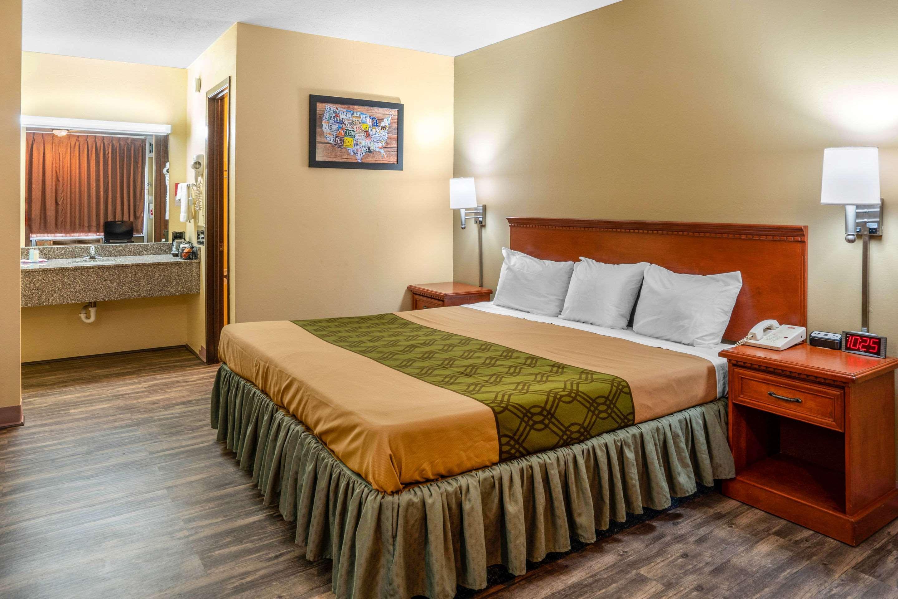 Econo Lodge Near Missouri University Of Science And Technology Rolla Buitenkant foto