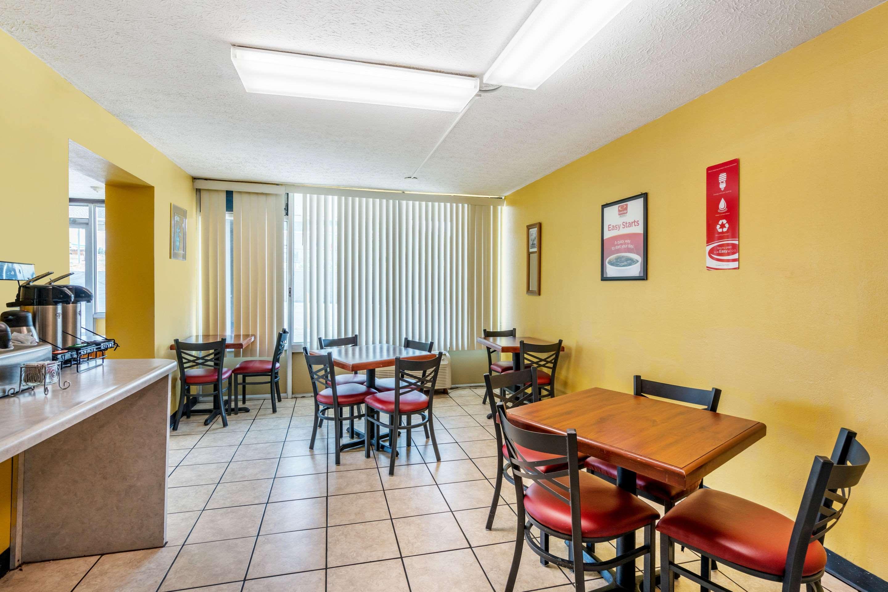 Econo Lodge Near Missouri University Of Science And Technology Rolla Buitenkant foto