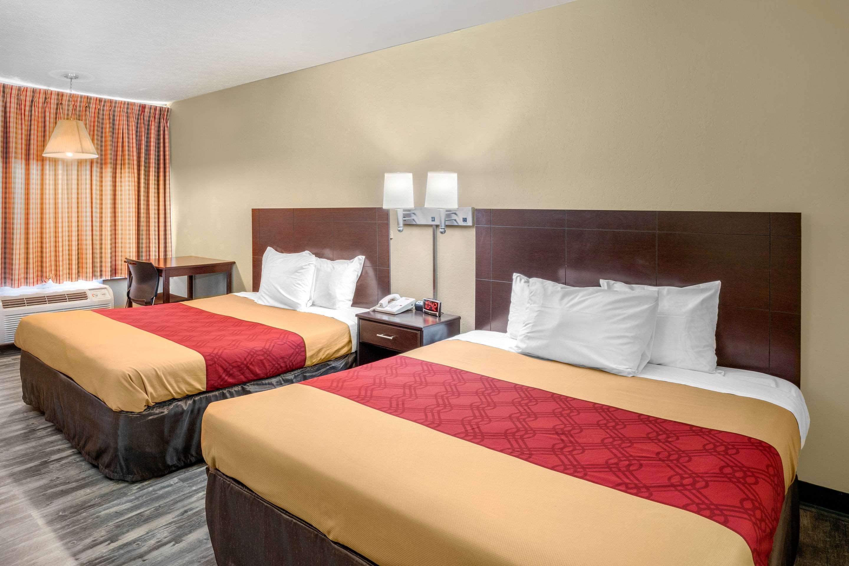 Econo Lodge Near Missouri University Of Science And Technology Rolla Buitenkant foto