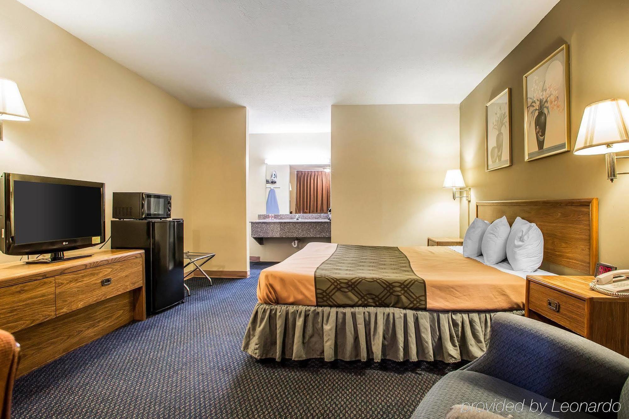 Econo Lodge Near Missouri University Of Science And Technology Rolla Buitenkant foto
