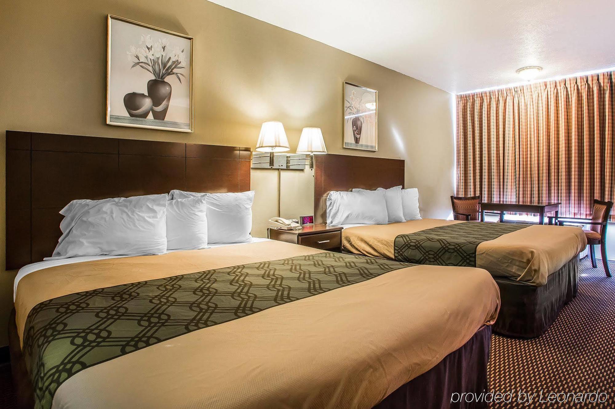 Econo Lodge Near Missouri University Of Science And Technology Rolla Buitenkant foto